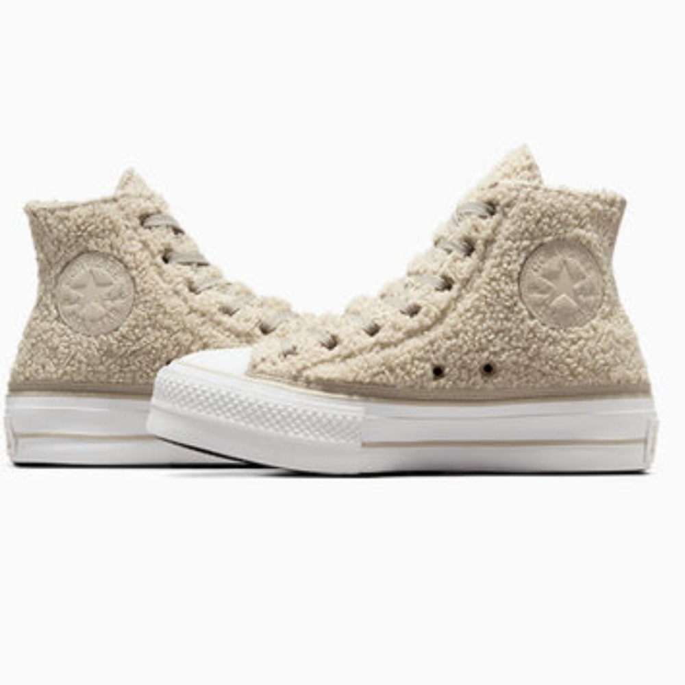Converse Chuck Taylor sherpa high top shoes size 36.5 fits US 6